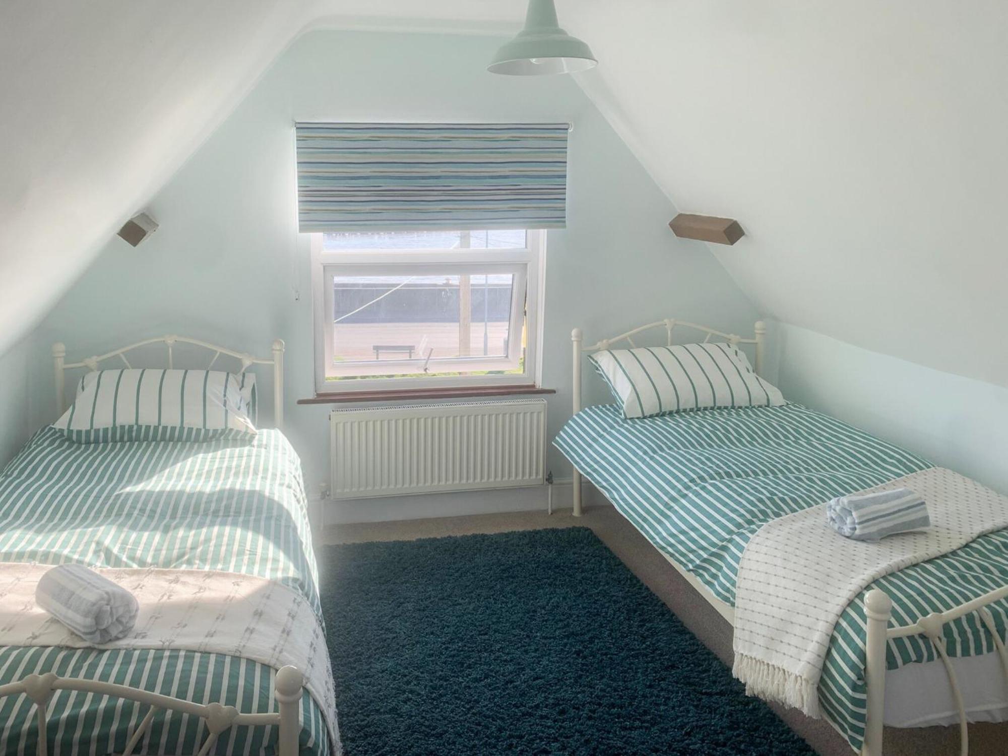 The Yellow House Gorleston-On-Sea Bagian luar foto