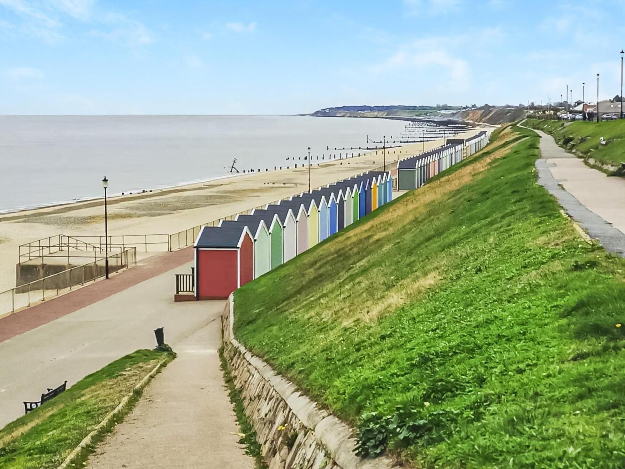 The Yellow House Gorleston-On-Sea Bagian luar foto